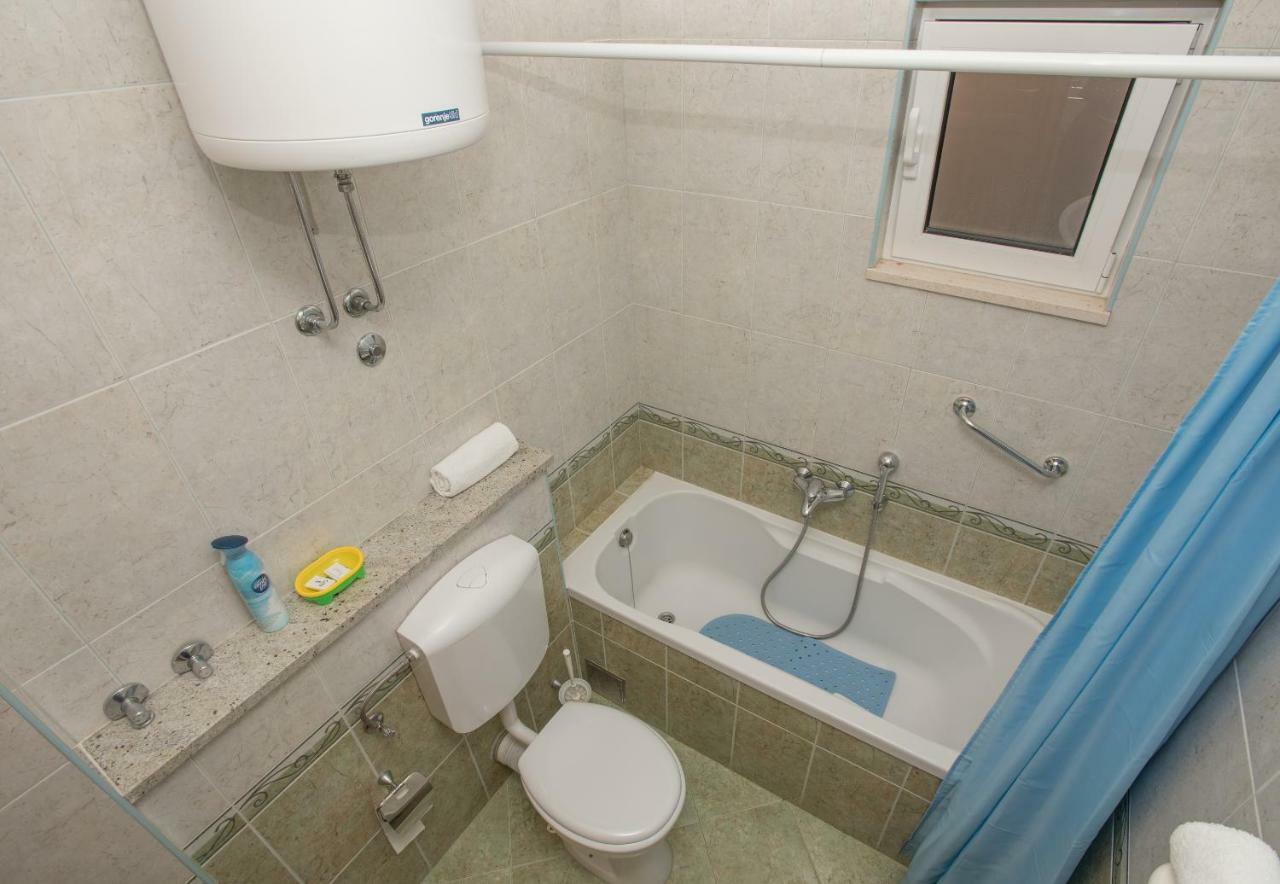 Villa Ivka Tučepi エクステリア 写真